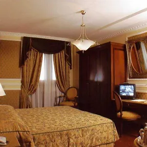 Champagne Garden Hotel Rome